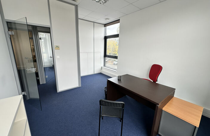 Bureaux 107m2 - Angers, Belle Beille — photo 4