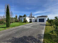 SUR LES COTEAUX - VILLA 170 M2 - 3 CH - VUE DEGAGEE — photo 3