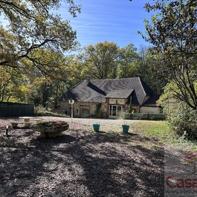 Commerce 16 pièces 429650 €