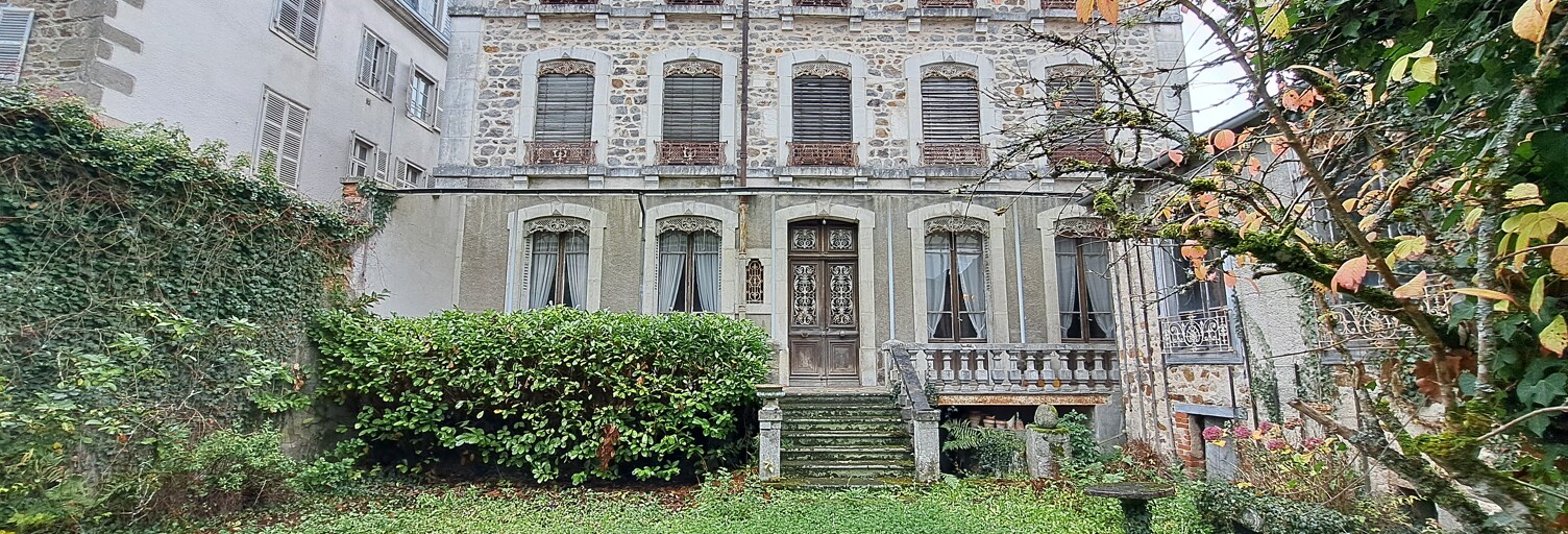 Maison 15 Pièces 506 m² à vendre à Ambert (63600)