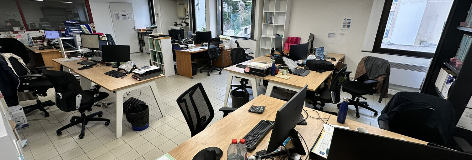 Bureau  118 m² à louer à Angers (49000)
