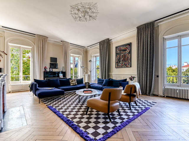 Lyon 6 eme Puvis de Chavannes. Au dernier étage d'un hôtel p — photo du bien
