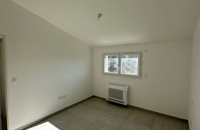 TOREILLES VILLAGE villa 3 faces t4 sur 530m2 de terrain garage jardin — photo 5