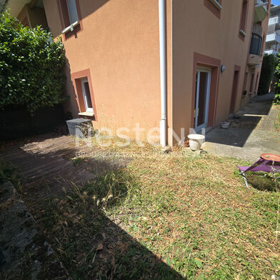 Appartement 4 pièces 230000 €