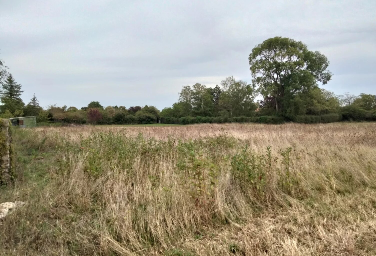 Terrain constructible 2363m2, 2 mns Neuville — photo 1