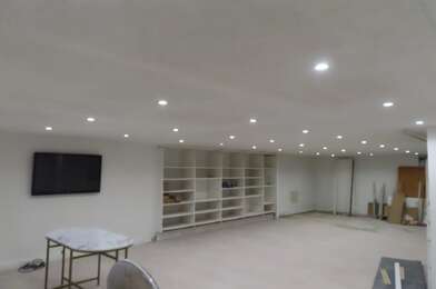 Commerce  1575000 €