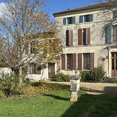 Maison 10 pièces 296800 €