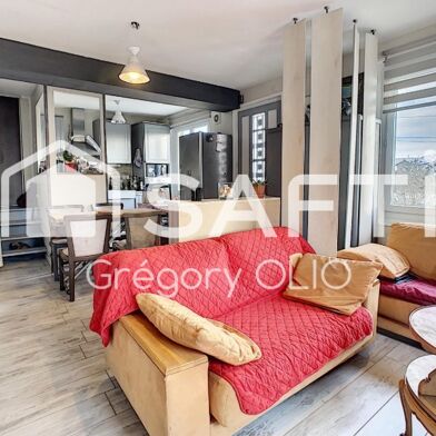 Appartement 4 pièces 285000 €