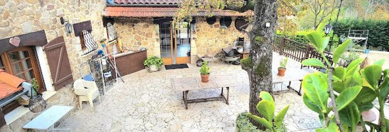 Maison 6 Pièces 195 m² à vendre à Taluyers (69440)