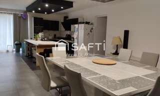 Maison 10 Pièces 450 m² à vendre à Saugon (33920)