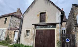 Garage   m² à vendre à Saint-Amand-Montrond (18200)