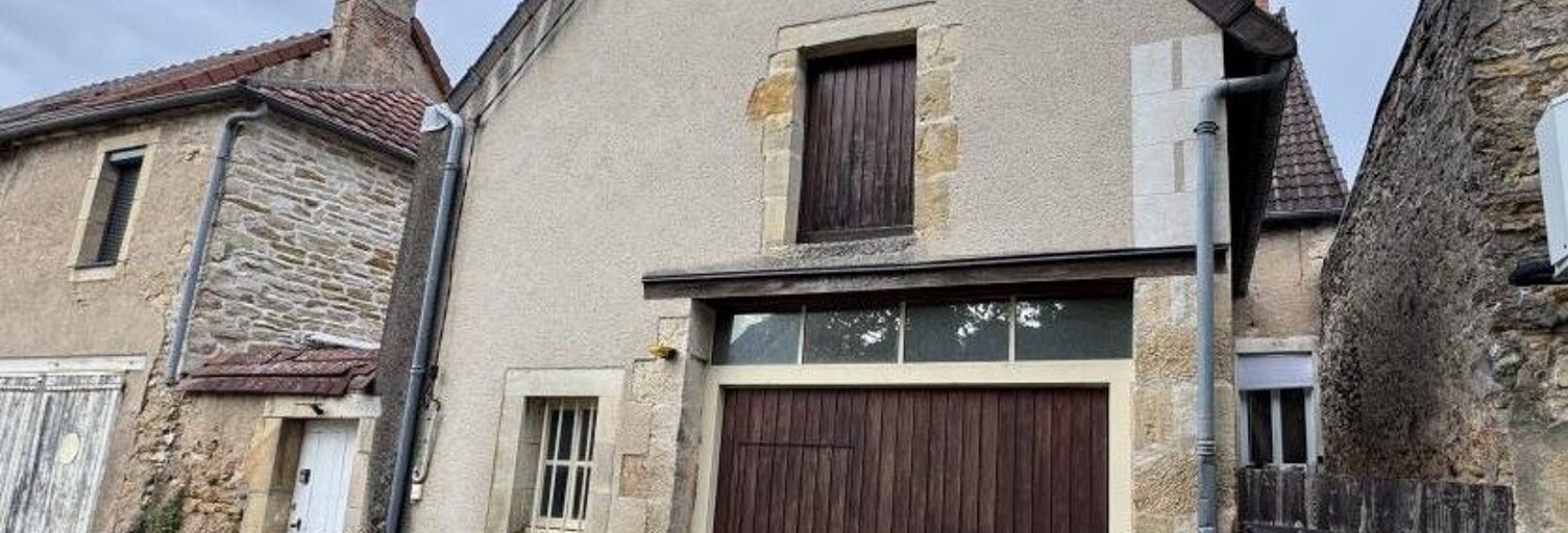 Garage   m² à vendre à Saint-Amand-Montrond (18200)