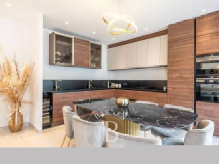 Lyon 6 - Appartement de 83,93 m² - 3 chambres - 1 balcon - 1 place de parking — photo 1