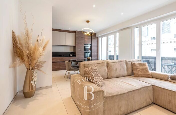 Lyon 6 - Appartement de 83,93 m² - 3 chambres - 1 balcon - 1 place de parking — photo 4