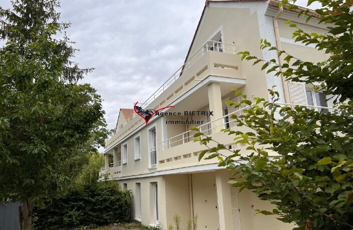 Location appartement 5 pièces 101 m² à L'Isle-Adam (95290) — photo 2