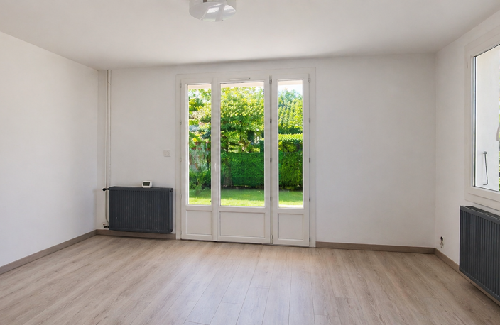 84500 bollene maison plain pied 467 m2 de terrain — photo 3