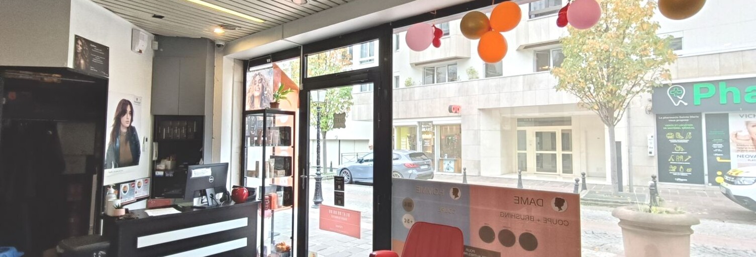 Commerce  55 m² à vendre à Courbevoie (92400)