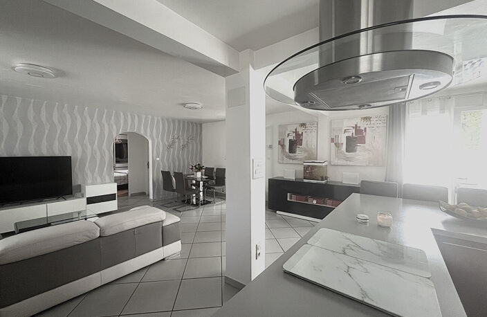 Sérénité, Convivialité et Nature Maison T4  MIRAMAS — photo 4