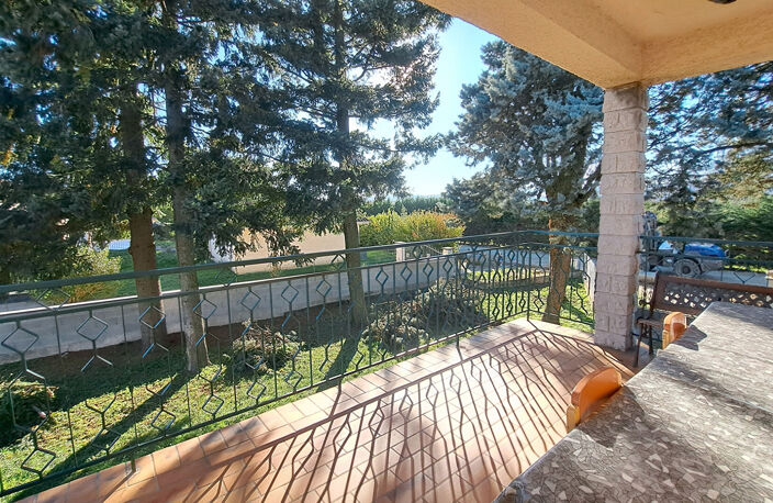 Maison Anneyron 7 pièce(s) 186.9m2 — photo 3