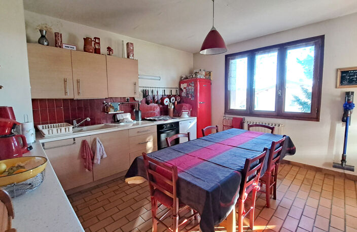 Maison Anneyron 7 pièce(s) 186.9m2 — photo 5