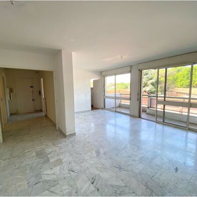 Appartement 4 pièces 1105 €