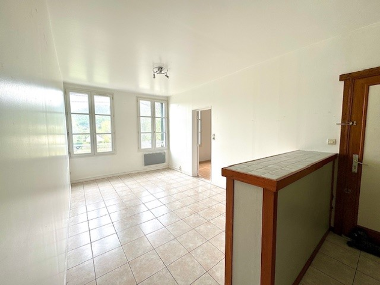 Appartement T4 lumineux et plein de charme à Pierrefonds — photo 1