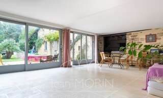 Maison 9 Pièces 250 m² à vendre à Saint-Bardoux (26260)