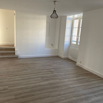 Appartement 4 pièces 760 €