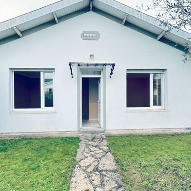 Maison 5 pièces 1490 €