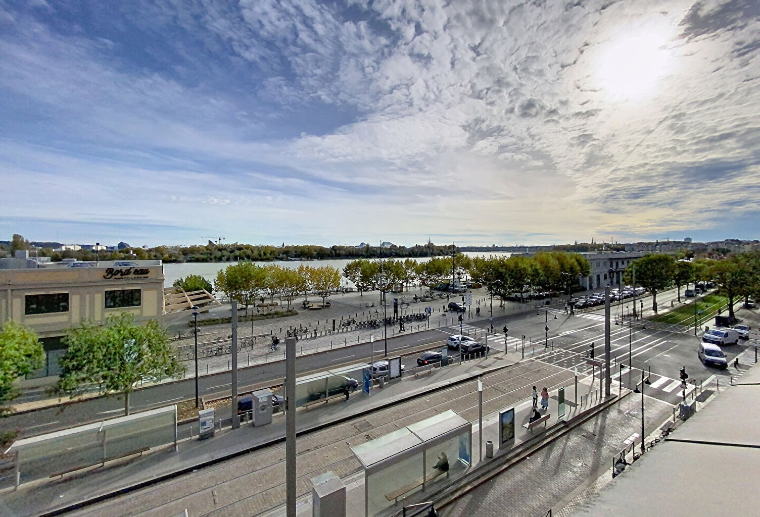T4 vue Garonne - Ascenseur - Parking — photo 1