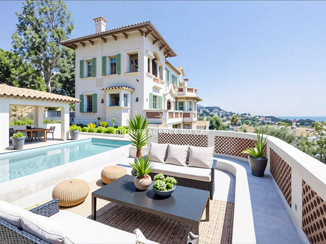 MANOIR D'EXCEPTION, VILLA VUE MER PANORAMIQUE GARAGE DE 183 M², AUX ISSAMBRES — photo du bien