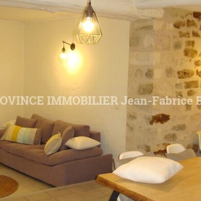 Appartement 4 pièces 750 €