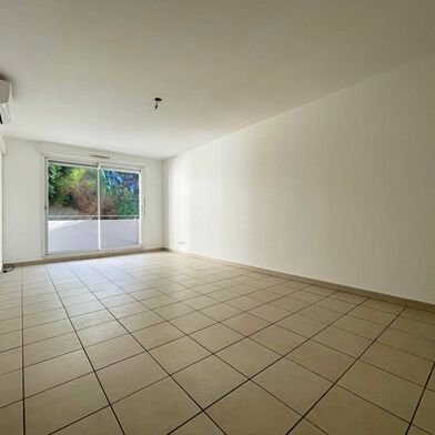 Appartement 3 pièces 130000 €