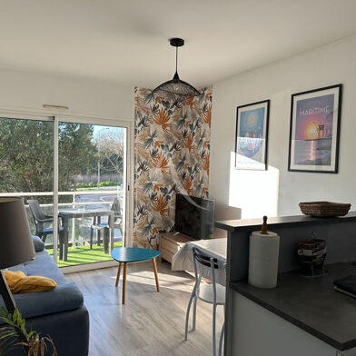 Appartement 2 pièces 700 €