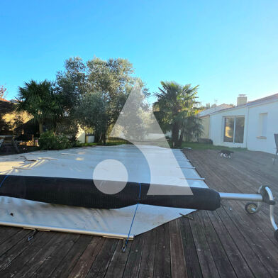 Maison 7 pièces 365750 €