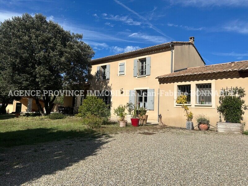 Villa / Maison  T8 à vendre Grignan 26230