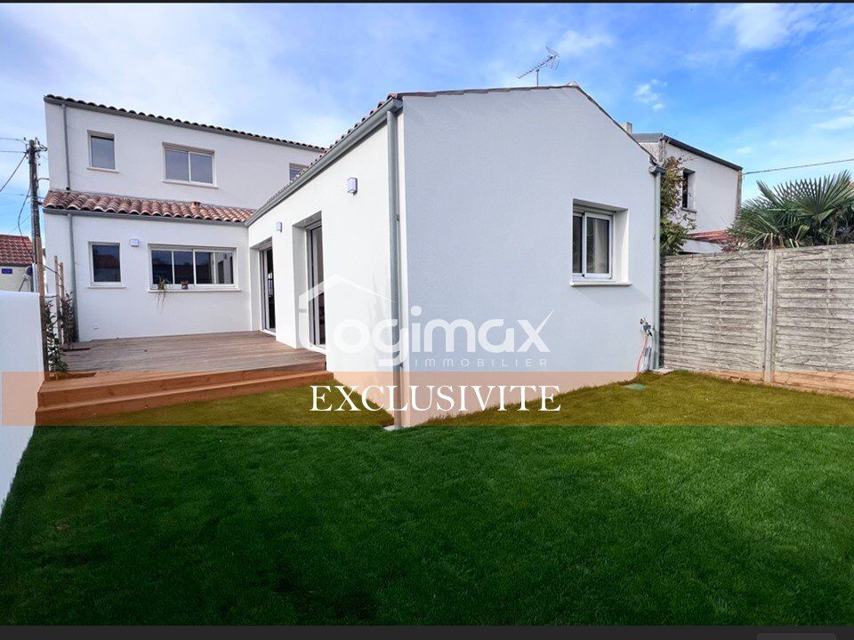 Villa / Maison  T5 à vendre Rochelle (La) 17000
