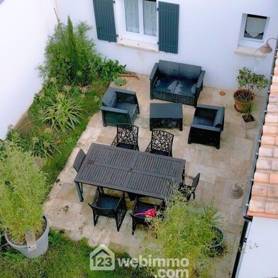 Maison 4 pièces 450500 €