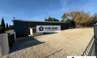 Commerce  240 m² à louer à Aimargues (30470)