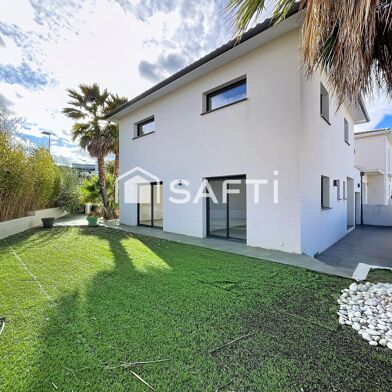 Maison 5 pièces 499000 €