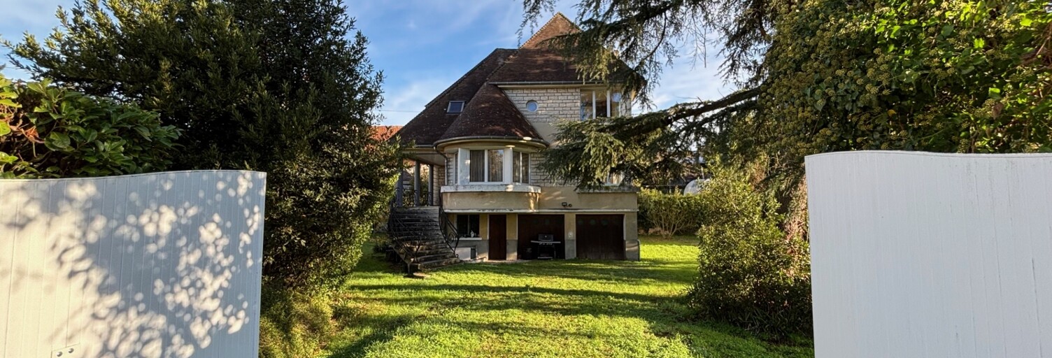 Maison 8 Pièces 162 m² à vendre à Le Blanc (36300)