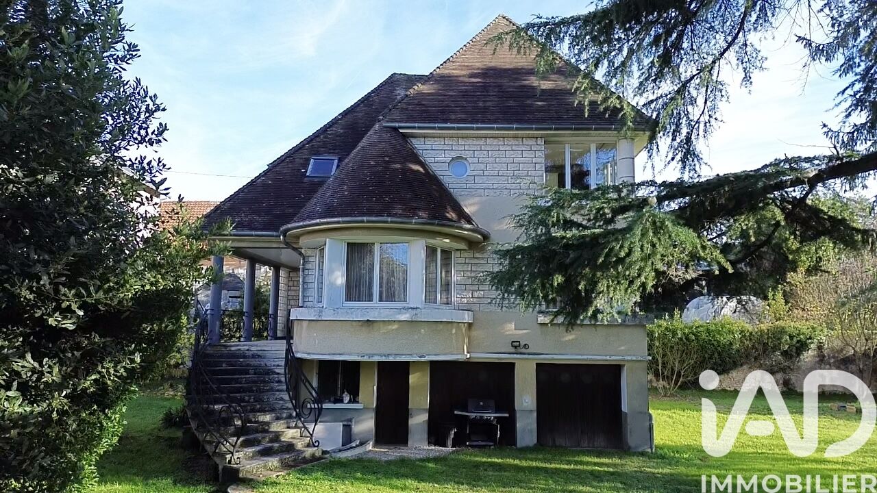 Vente Maison/villa 8 pièces - Photo 2