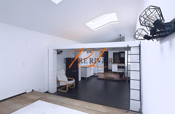 Grand 2  pièces atypique  Esprit loft  Garage attenant  Lille — photo 3