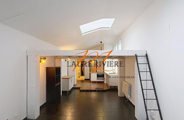 Grand 2  pièces atypique  Esprit loft  Garage attenant  Lille — photo 4