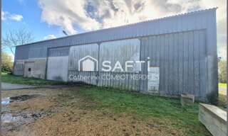 Immeuble  550 m² à vendre à Saint-Vougay (29440)