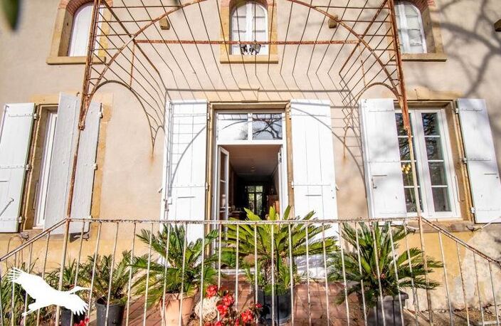 Maison en pierre de 8 pièces principales — photo 2
