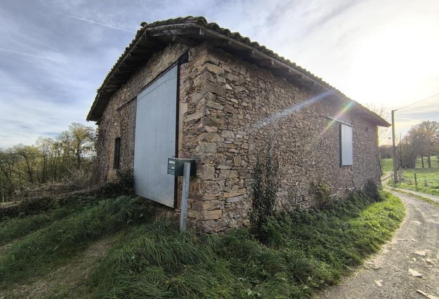 Grange de 0 pièces principales — photo 1