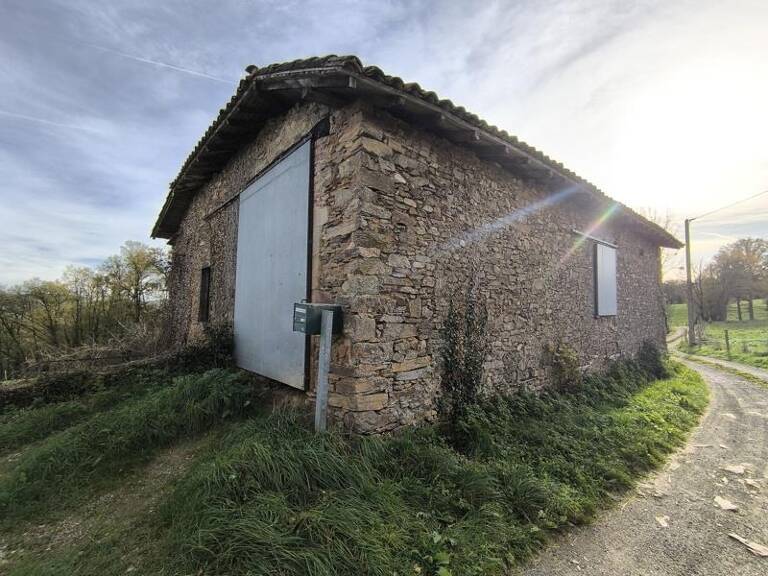 Grange de 0 pièces principales — photo 1