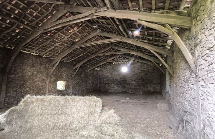 Grange de 0 pièces principales — photo 3