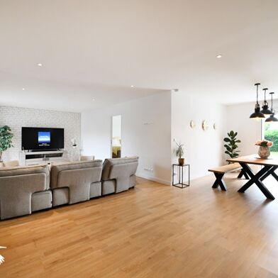 Maison 5 pièces 348480 €